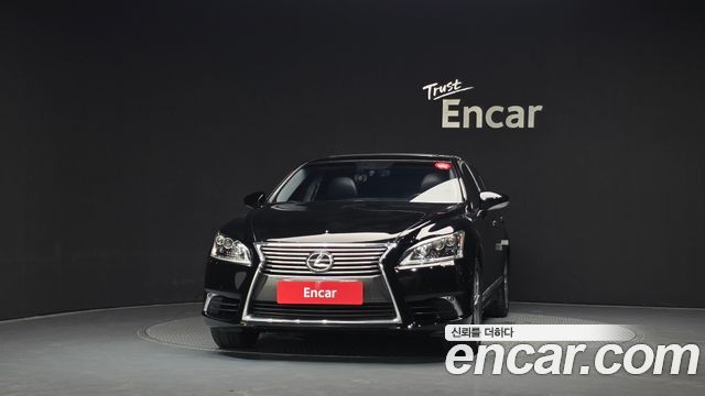 Lexus LS из Кореи Encar