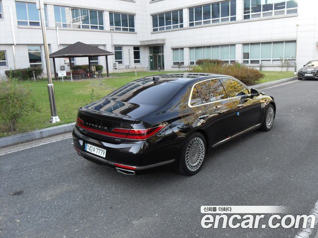 Genesis G90 5.0 AWD Prestige — пробег 69 170 км — фото 5 из 5