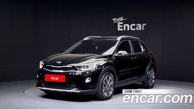Kia Stonic из Кореи Encar