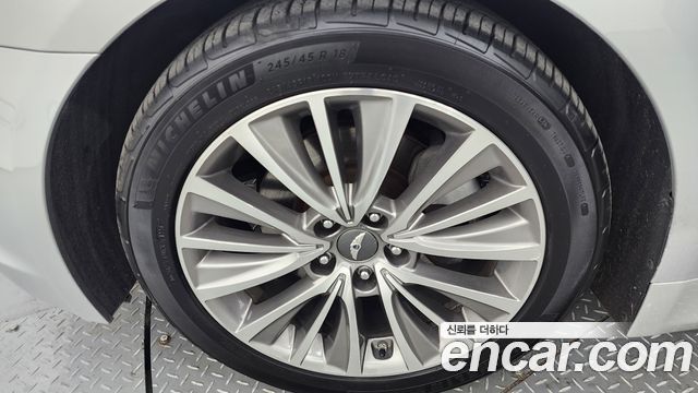 Hyundai Genesis BH330 Premium Standard — пробег 94 572 км