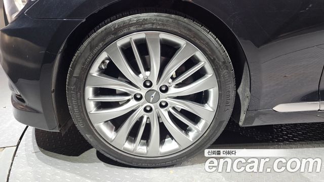 Hyundai Genesis из Кореи Encar