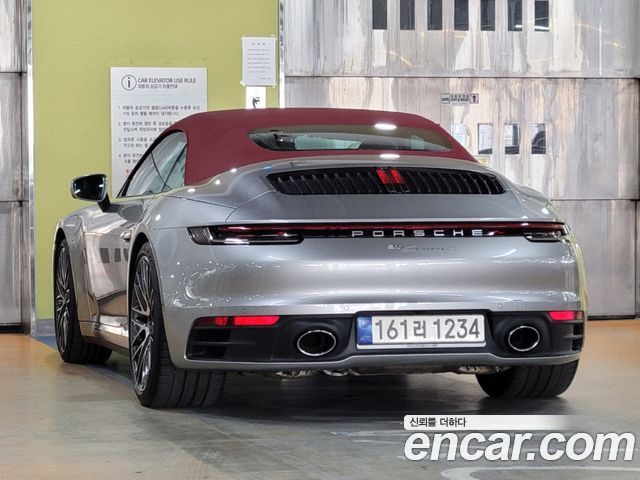 Porsche 911 Carrera S Cabriolet — пробег 33 000 км