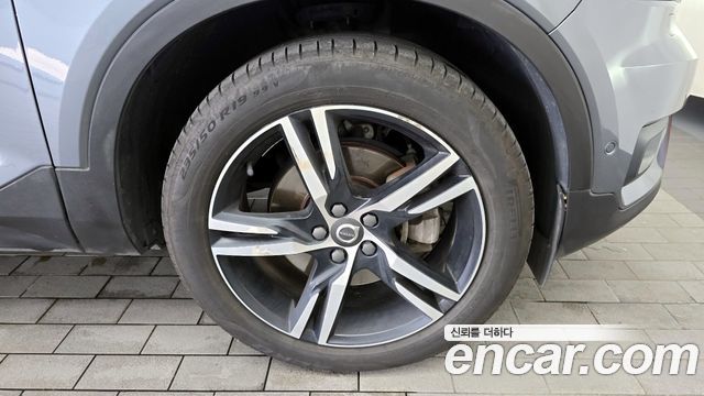 Volvo XC40 из Кореи Encar