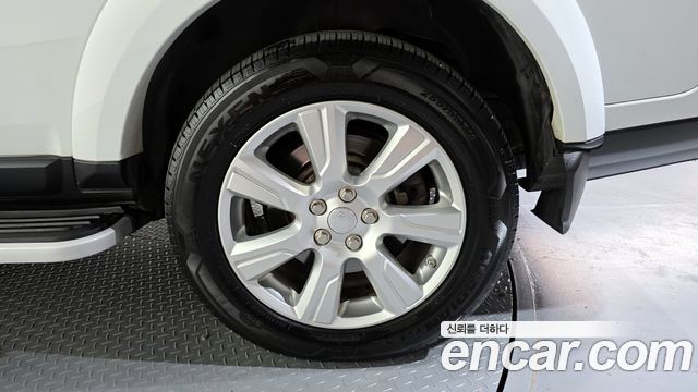 Land Rover Discovery 3.0 SDV6 SE — пробег 99 926 км