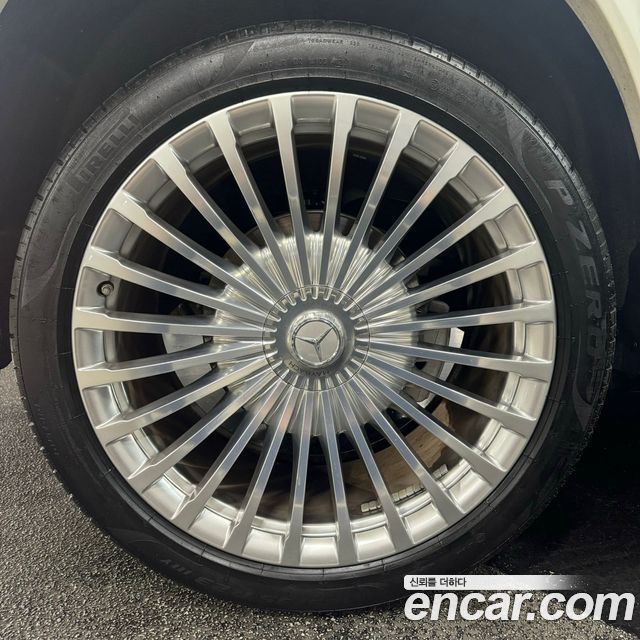 Mercedes-Benz GLS-Class Maybach GLS600 4MATIC — пробег 29 553 км