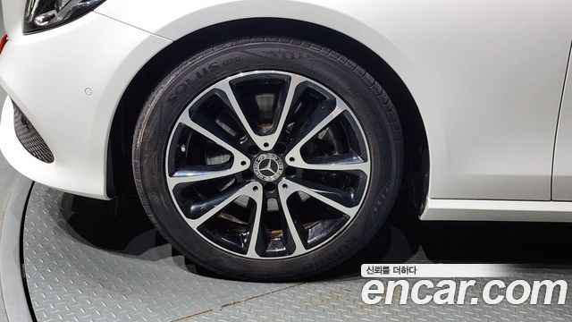 Mercedes-Benz E-Class E250 Avantgarde — пробег 40 244 км