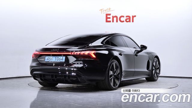 Audi e-tron GT из Кореи Encar