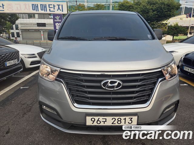 Hyundai Starex Van 5-Seater Modern — пробег 60 768 км — фото 2 из 5