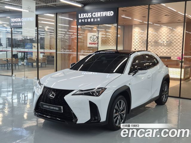 Lexus UX из Кореи Encar