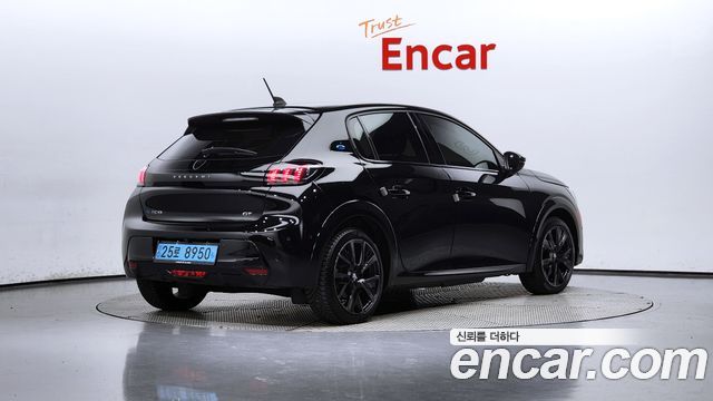 Peugeot 208 из Кореи Encar