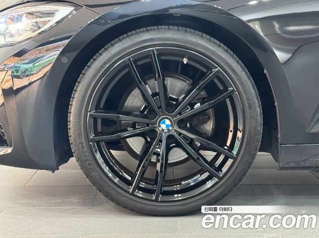 BMW 3-Series 320i M Sport — пробег 112 500 км