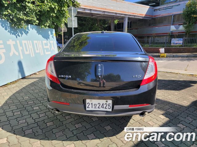 Lincoln MKS 3.7 — пробег 140 000 км