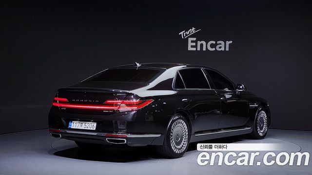 Genesis G90 3.8 AWD Premium Luxury — пробег 146 646 км