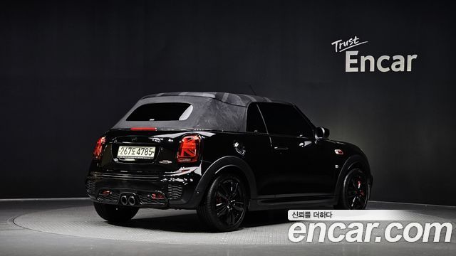 Mini Cooper Convertible JCW 3rd — пробег 87 229 км