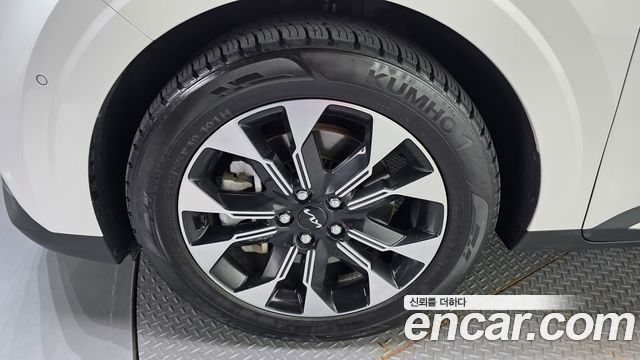Kia Carnival Gasoline 9-Seater Signature — пробег 72 161 км — фото 5 из 5