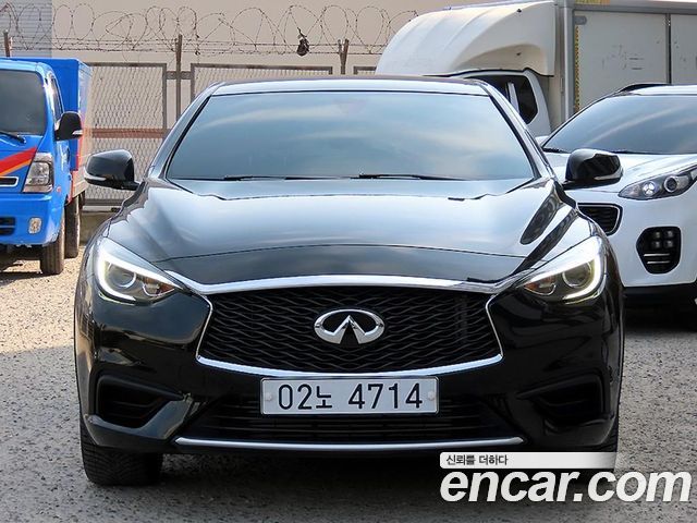 Infiniti Q30 из Кореи Encar