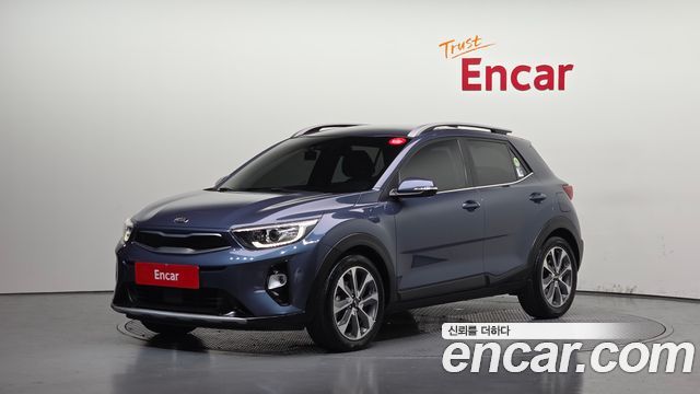 Kia Stonic из Кореи Encar