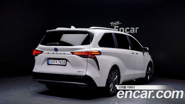 Toyota Sienna из Кореи Encar