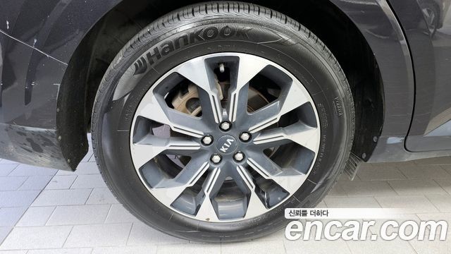 Kia Carnival 7-Seater Signature — пробег 86 108 км — фото 5 из 5