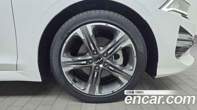 Kia K5 из Кореи Encar