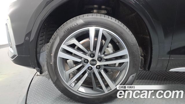 Audi Q5 45 TFSI Quattro Premium — пробег 43 258 км