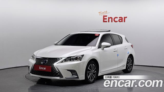 Lexus CT200h из Кореи Encar