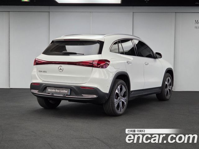 Mercedes-Benz EQA из Кореи Encar