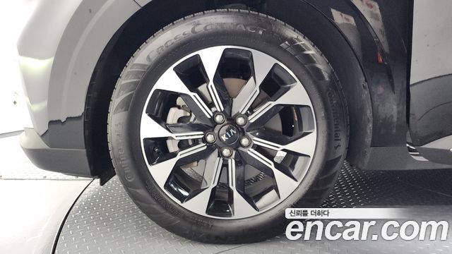 Kia Carnival 9-Seater Signature — пробег 18 244 км