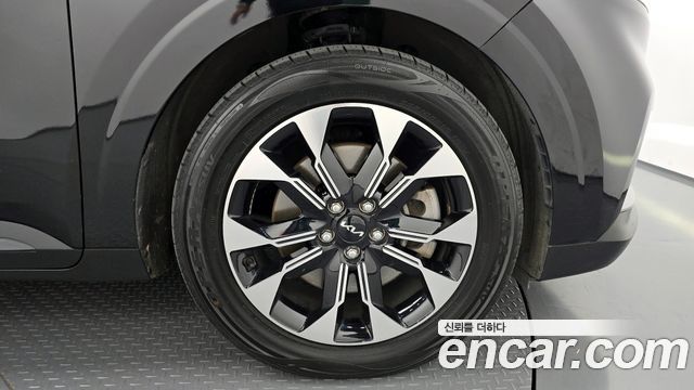 Kia Carnival 9-Seater Prestige — пробег 101 249 км