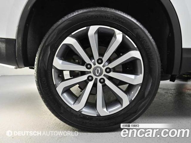 Renault (Samsung) QM6 2.0 LPe RE 2WD — пробег 177 615 км