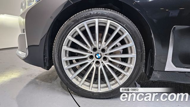 BMW 7-Series 730Ld xDrive Design Pure Excellence — пробег 71 799 км