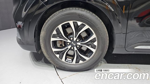 Kia Carnival 9-Seater Noblesse — пробег 99 446 км
