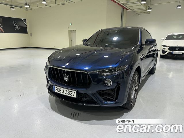 Maserati Levante из Кореи Encar