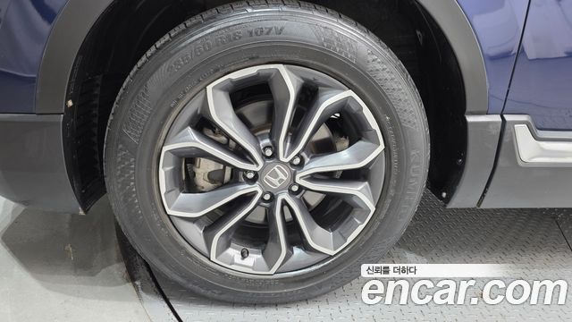 Honda CR-V 2.0 Hybrid EX-L 4WD — пробег 72 160 км