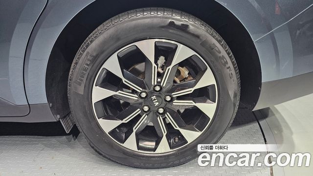 Kia Carnival 9-Seater Signature — пробег 83 020 км