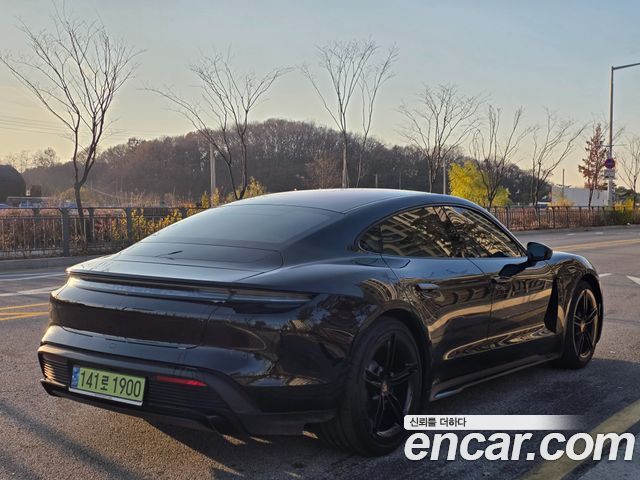 Porsche Taycan из Кореи Encar