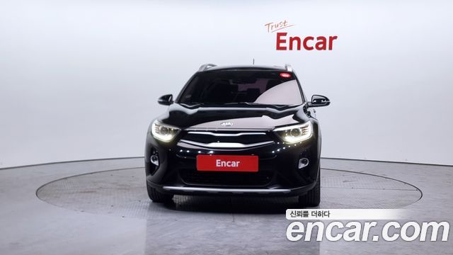 Kia Stonic из Кореи Encar