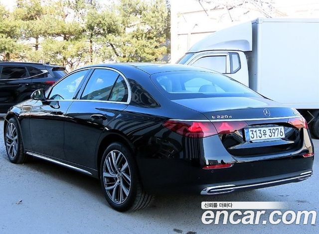 Mercedes-Benz E-Class из Кореи Encar
