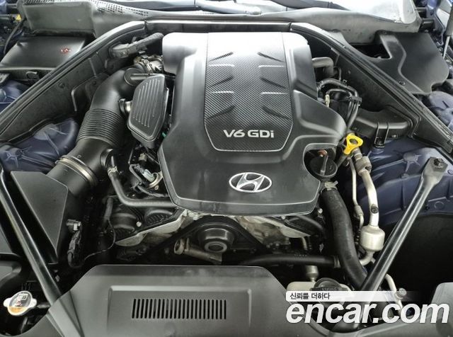 Hyundai Genesis из Кореи Encar