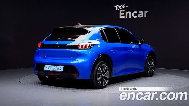 Peugeot 208 из Кореи Encar