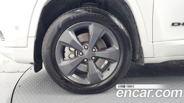 Jeep Cherokee из Кореи Encar