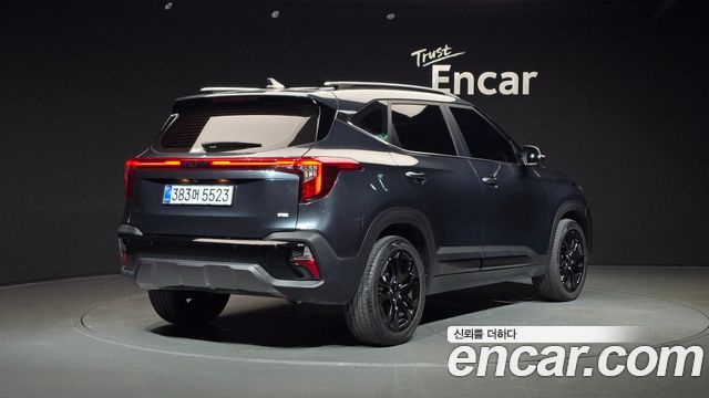Kia Seltos из Кореи Encar