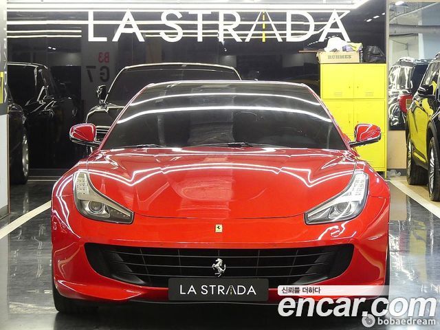 Ferrari GTC4 Lusso из Кореи Encar