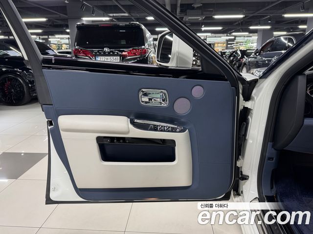 Rolls-Royce Ghost из Кореи Encar