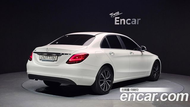 Mercedes-Benz C-Class из Кореи Encar