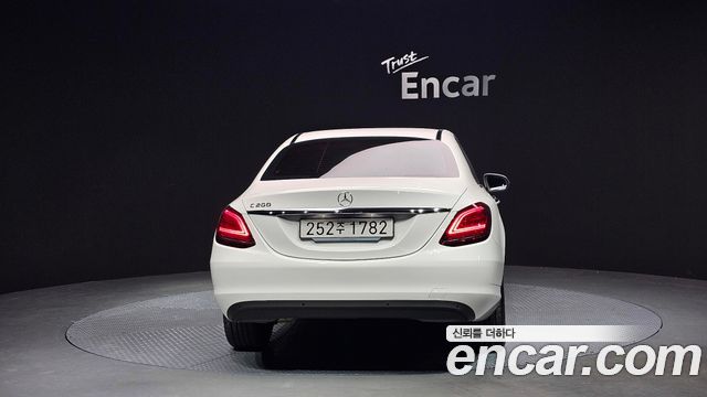 Mercedes-Benz C-Class из Кореи Encar