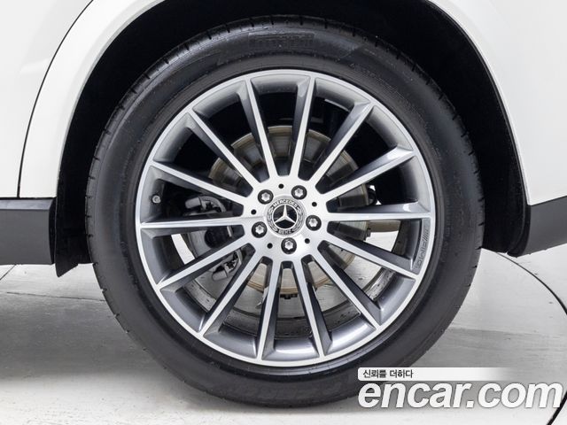 Mercedes-Benz GLE-Class GLE450 4MATIC — пробег 8 855 км — фото 5 из 5