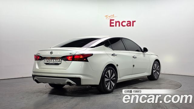 Nissan Altima из Кореи Encar