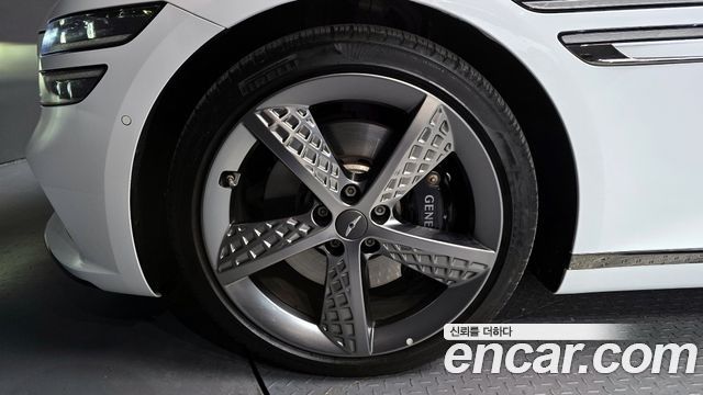 Genesis G80 из Кореи Encar
