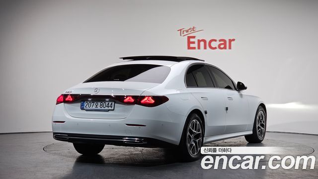 Mercedes-Benz E-Class из Кореи Encar